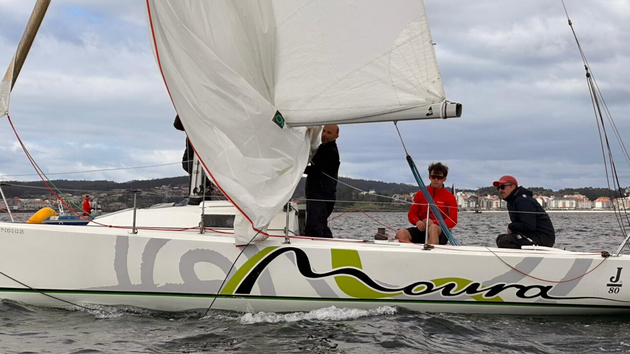 El "Bribon" se adjudica el Trofeo Xacobeo tras dos intensas jornadas de regatas en Sanxenxo