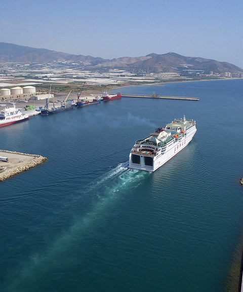 La UGR y la Autoridad Portuaria de Motril presentan la primera boya inteligente para investigar el mar