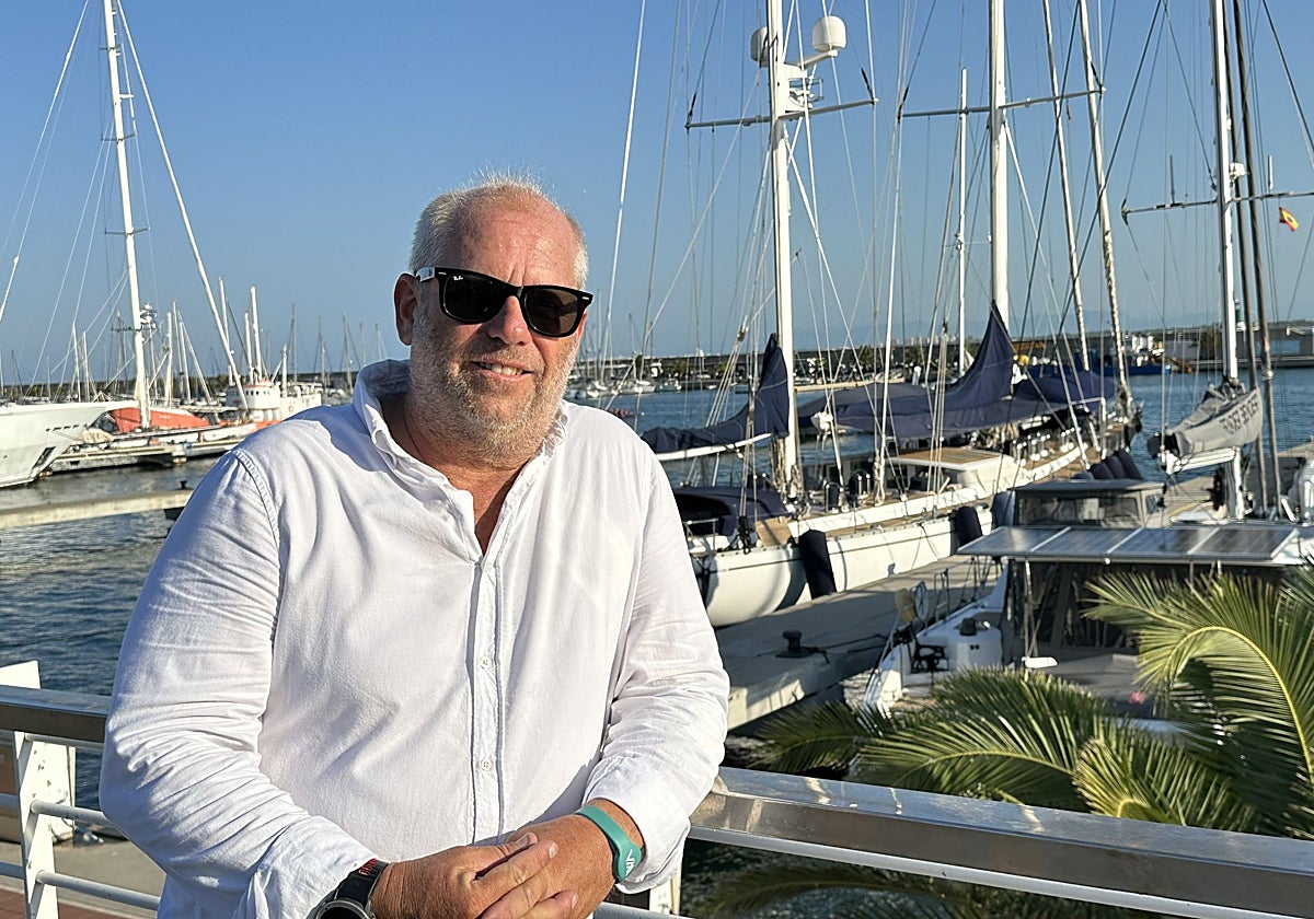 Gustavo Benavent, el directivo que atiende a los yates más exclusivos